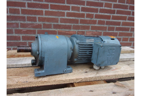 85 RPM  0,75 KW As 25 mm, Brake . Used